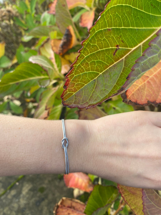 Polished Waterproof Stainless Steel Knot Bracelet